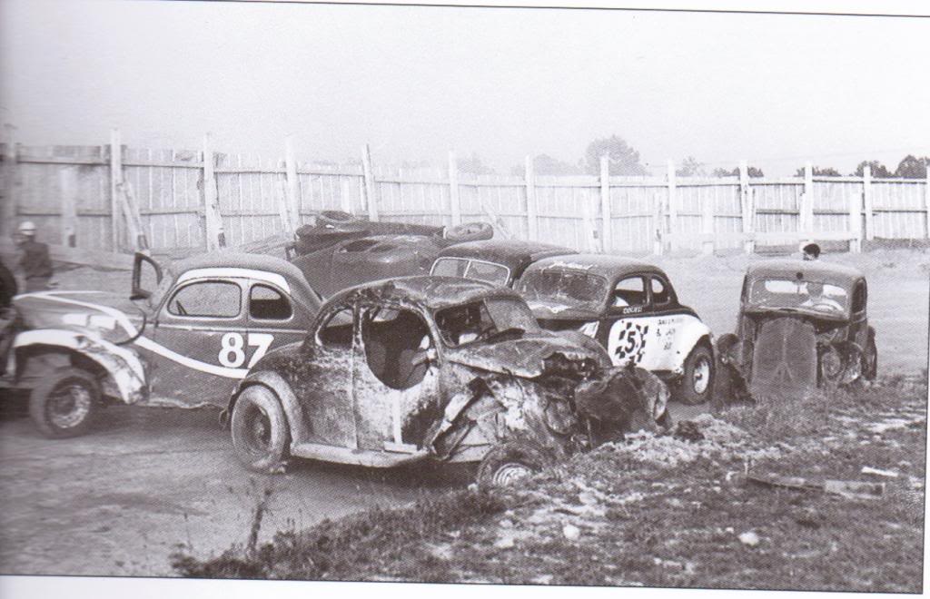 Name:  1940scrash_zps27be5b5c.jpg
Views: 174
Size:  97.4 KB