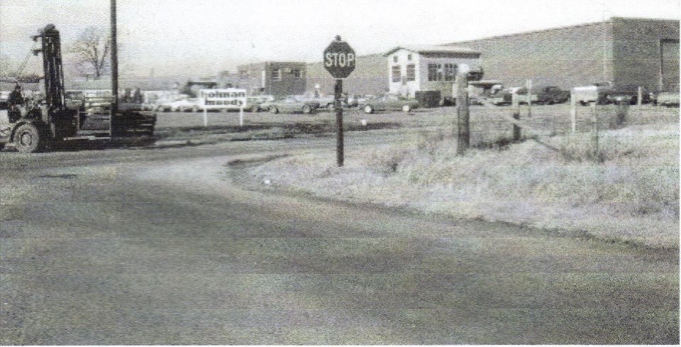 Name:  holmanmoodyshop_zps060deac3.jpg
Views: 216
Size:  135.0 KB