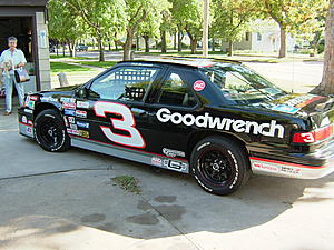 Hi everyone....here is my 2000 Monte signed by Sr and Childress..-dale1-5-.jpg